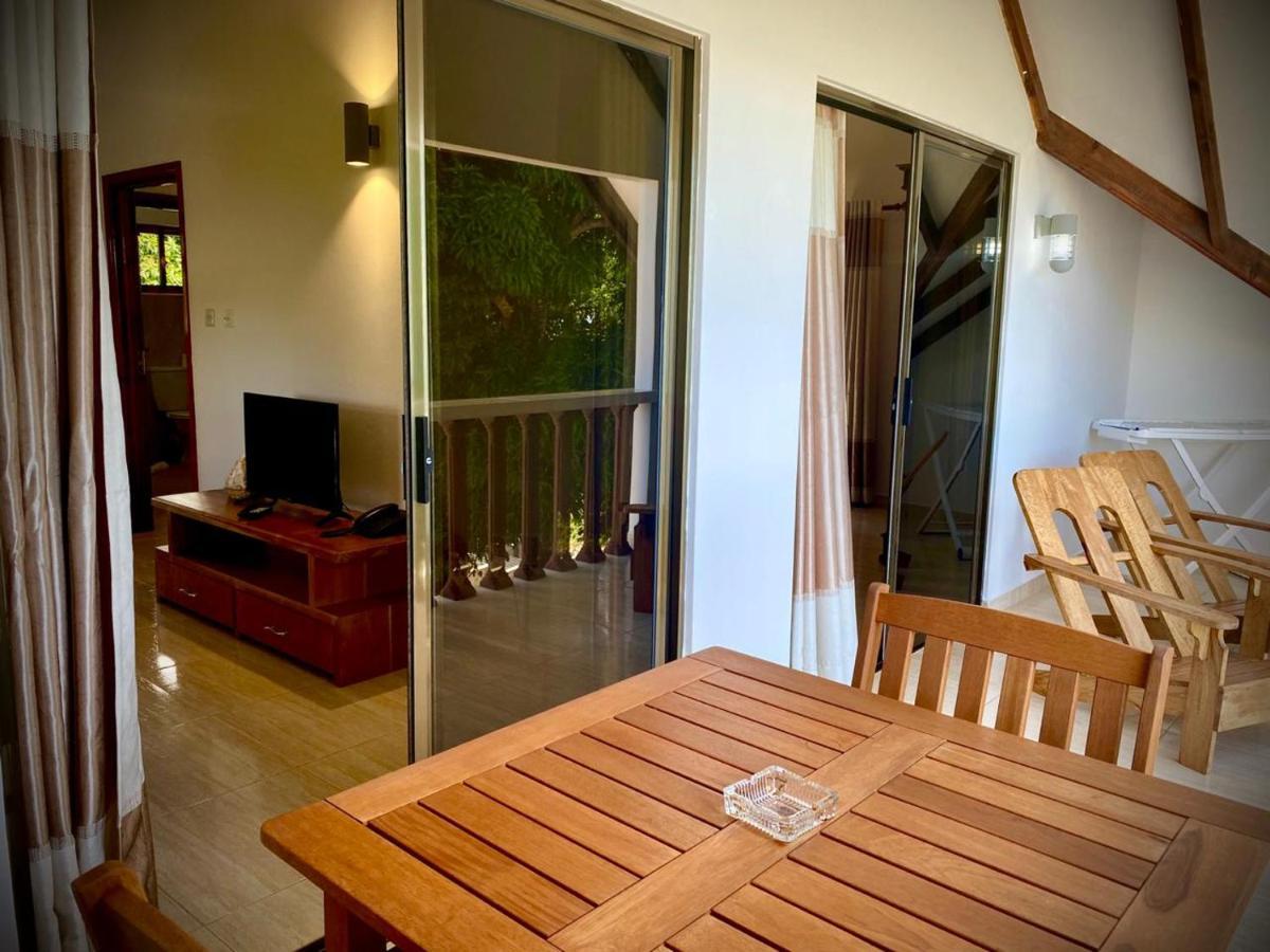 Vista D'Oro Hotel อังส์ วอลแบร์ วิลเลจ ภายนอก รูปภาพ